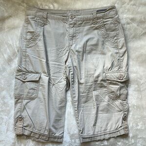 Gloria Vanderbilt Skimmer Utility Shorts